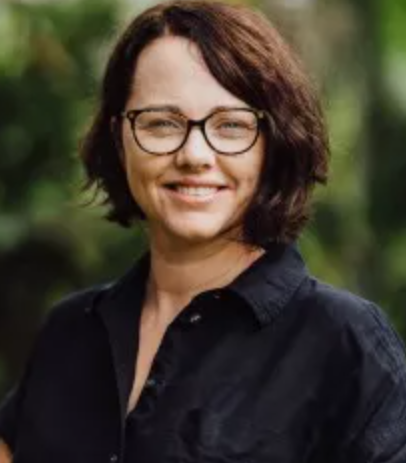 Dr. Caroline van Gemert